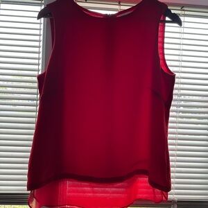 Red Sleeveless Top